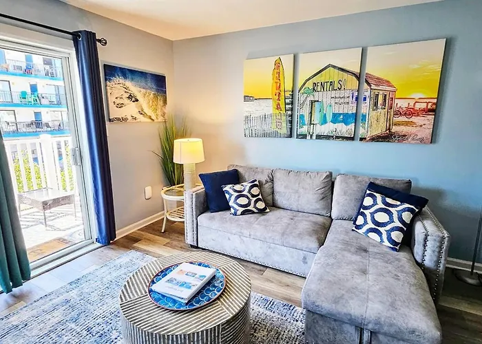 Holiday home Oceanside Haven -steps To Sand-indoor Pool-game Rm